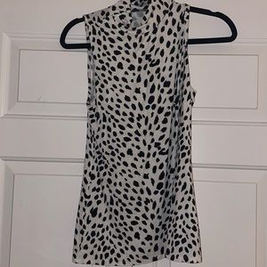 Express polka dots top size s